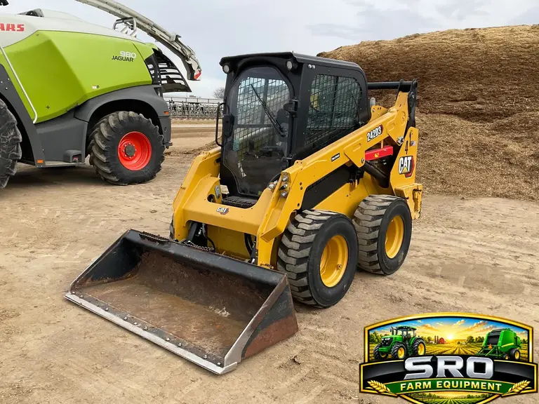 2022 Caterpillar 242D3 Skid Steer