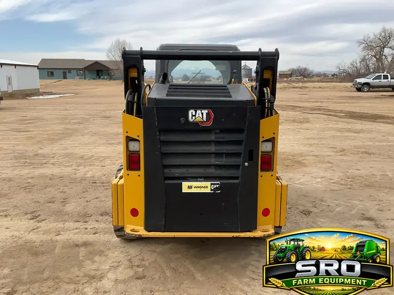 2022 Caterpillar 242D3 Skid Steer