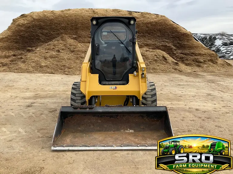 2022 Caterpillar 242D3 Skid Steer
