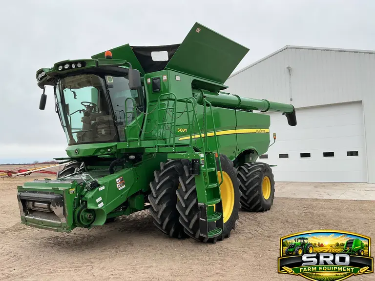 2015 John Deere S680 4WD Combine