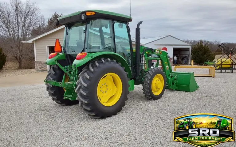 2016 John Deere 5075E MFWD Tractor W/ John Deere H240 Loader