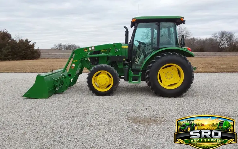 2016 John Deere 5075E MFWD Tractor W/ John Deere H240 Loader