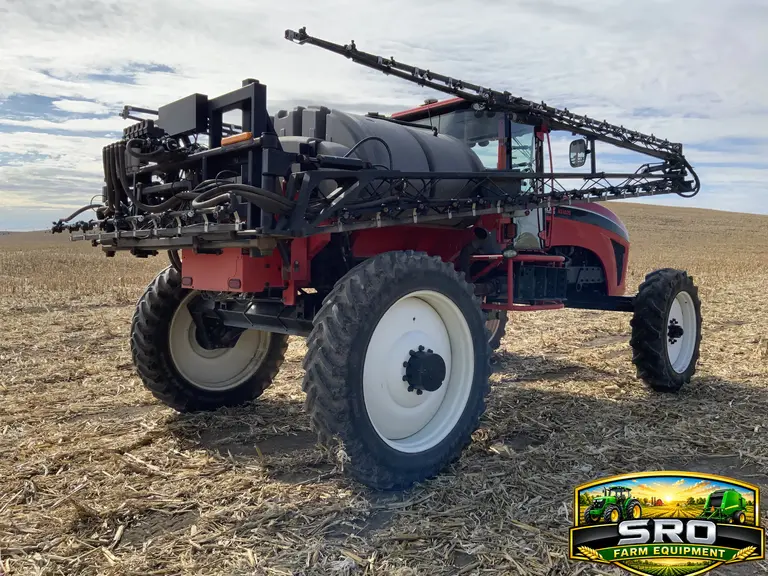 2011 Apache AS1020 Self-Propelled Sprayer