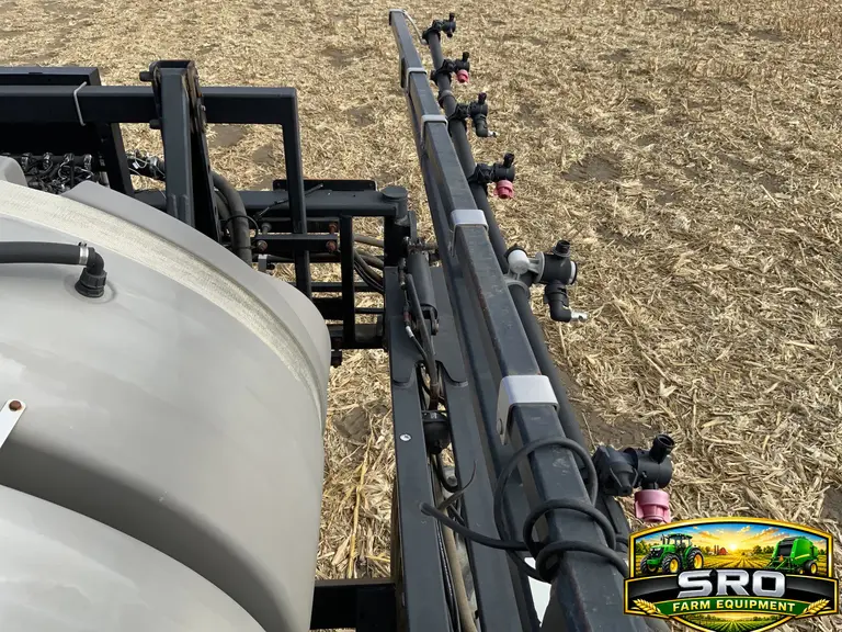 2011 Apache AS1020 Self-Propelled Sprayer