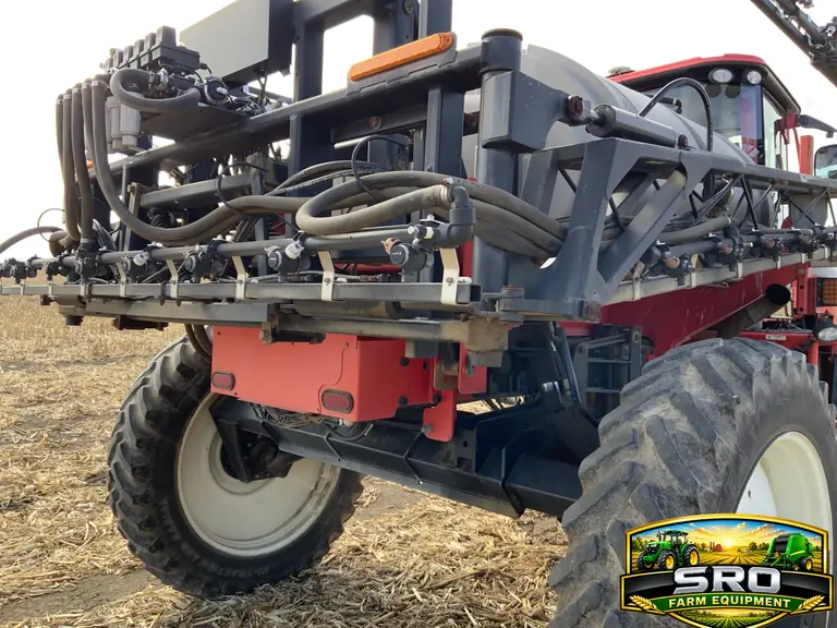 2011 Apache AS1020 Self-Propelled Sprayer